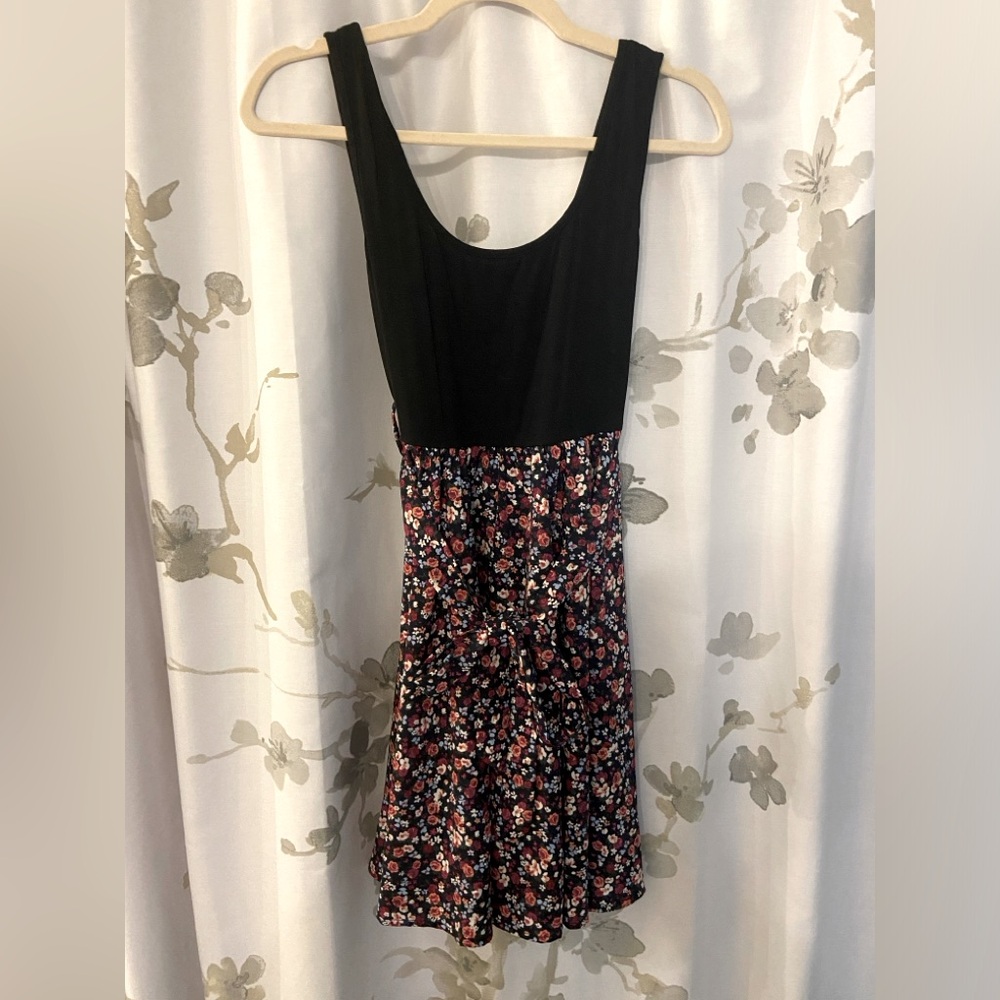 Floral Tie waist dress